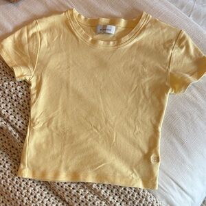 NWOT De Rococo Crew Neck Baby Tee